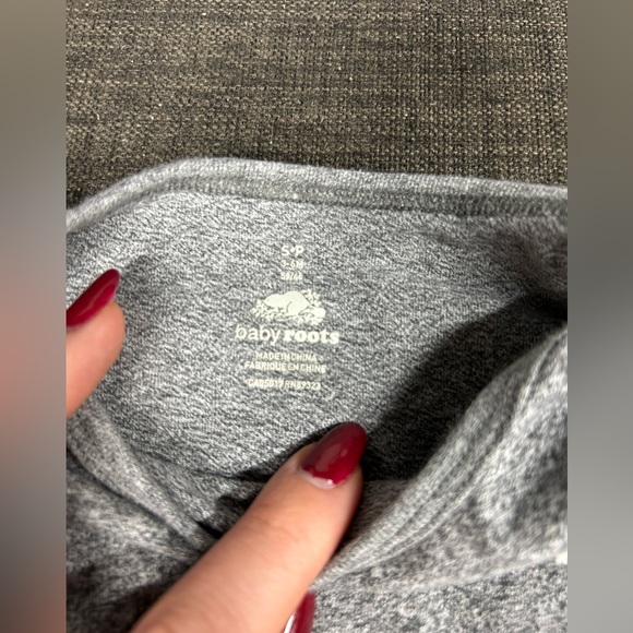 Roots baby onesie with snaps - Picture 5 of 5